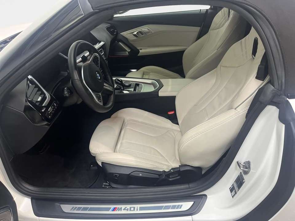 BMW Z4 M - Imagem 10