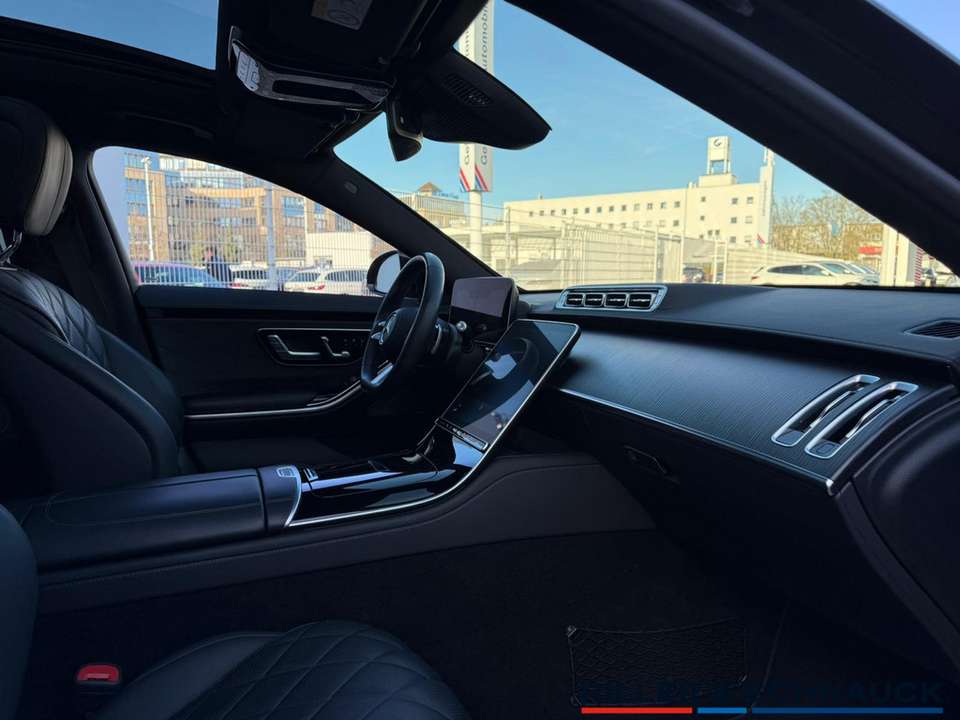 Mercedes-Benz S 400 - Imagem 12