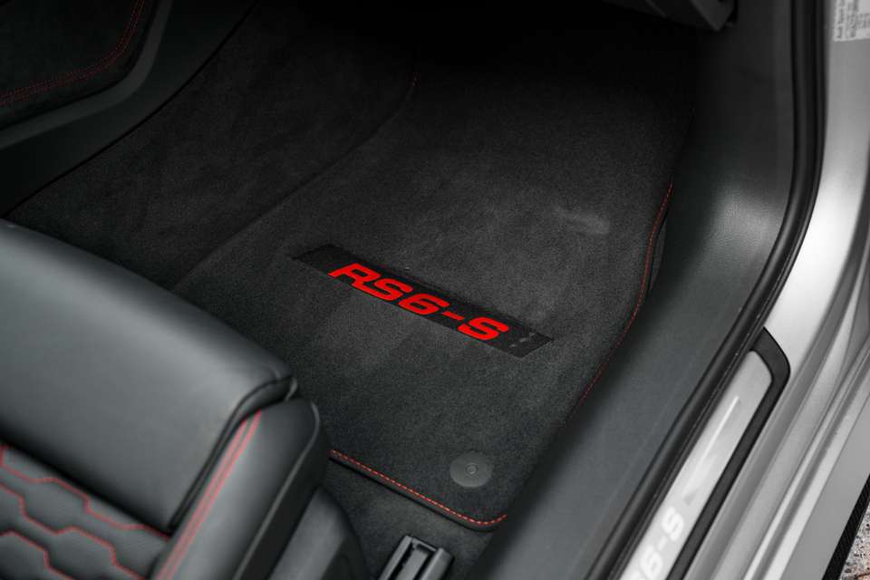 Audi RS6 - Imagem 13