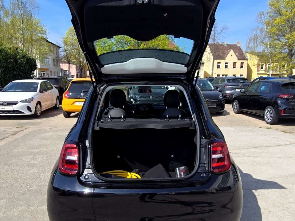 Fiat 500e - Imagem 8