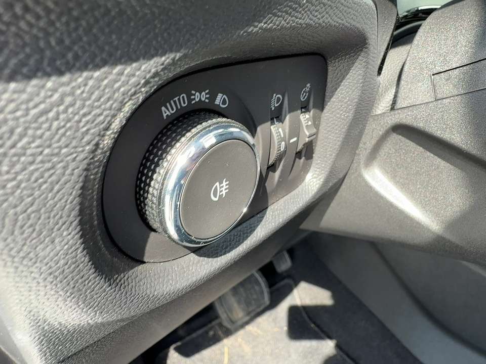 Opel Corsa - Imagem 14