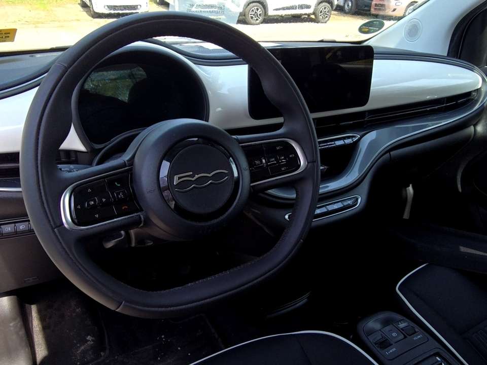 Fiat 500e - Imagem 15