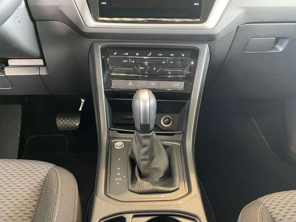 Volkswagen Touran - Imagem 8