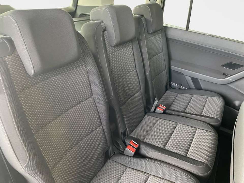 Volkswagen Touran - Imagem 12