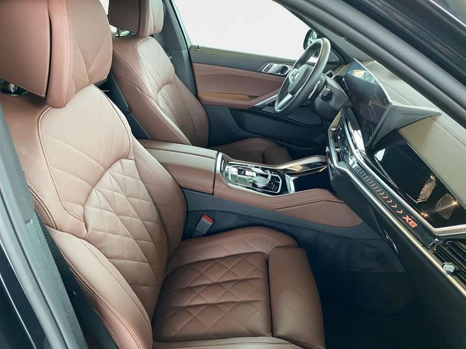 BMW X6 M - Imagem 15