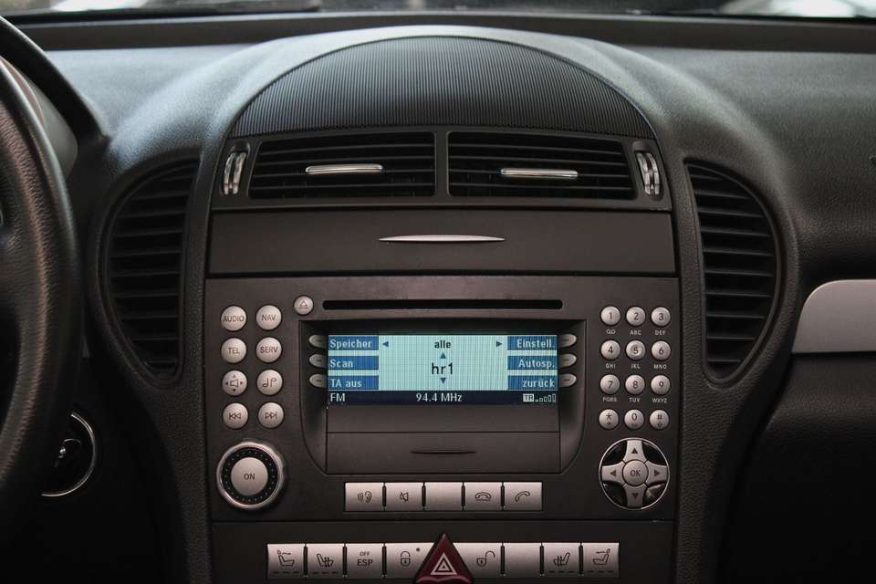 Mercedes-Benz SLK 280 - Imagem 10