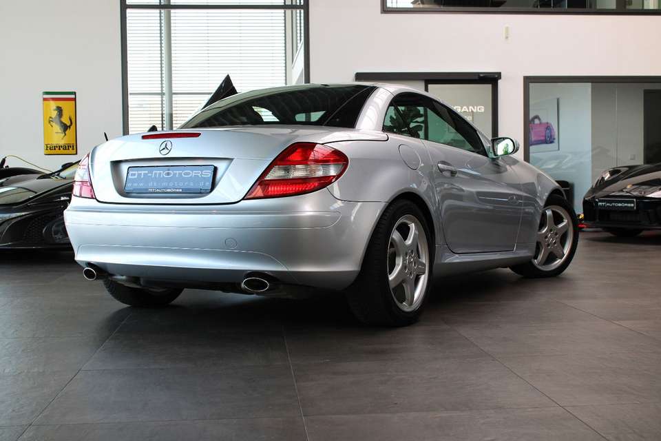 Mercedes-Benz SLK 280 - Imagem 11