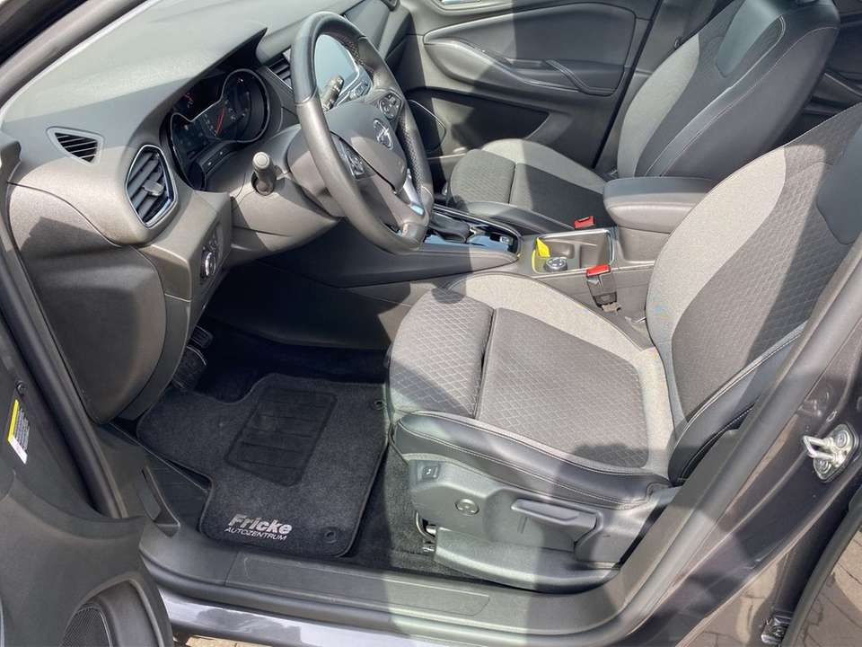 Opel Grandland - Imagem 8