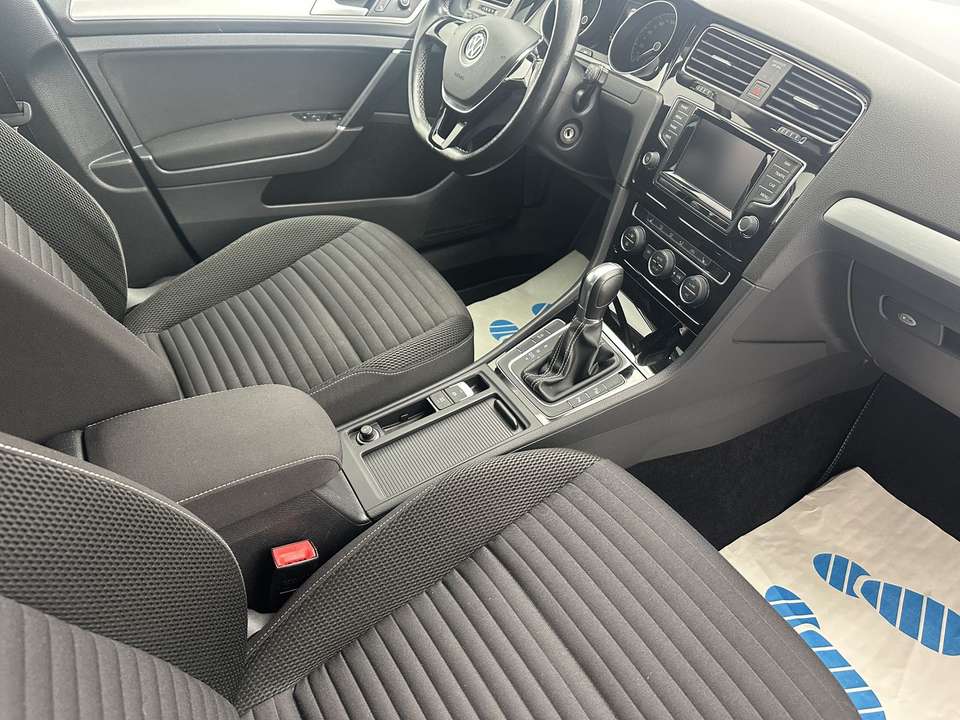 Volkswagen Golf - Imagem 11