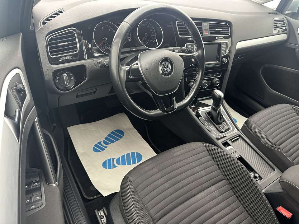 Volkswagen Golf - Imagem 13