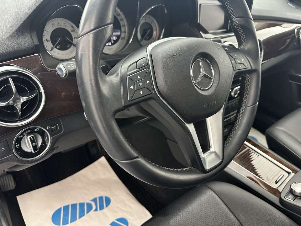 Mercedes-Benz GLK 200 - Imagem 14