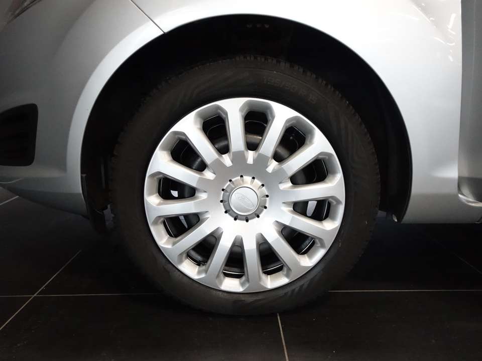 Ford Fiesta - Imagem 6