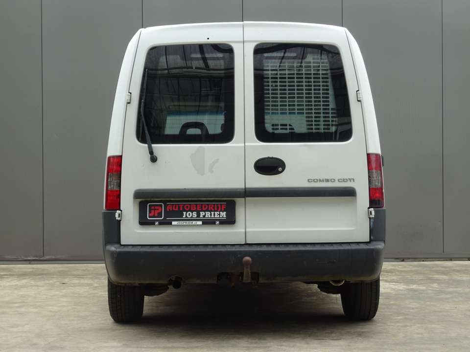 Opel Combo - Imagem 6