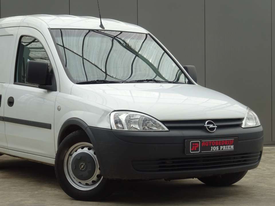 Opel Combo - Imagem 17