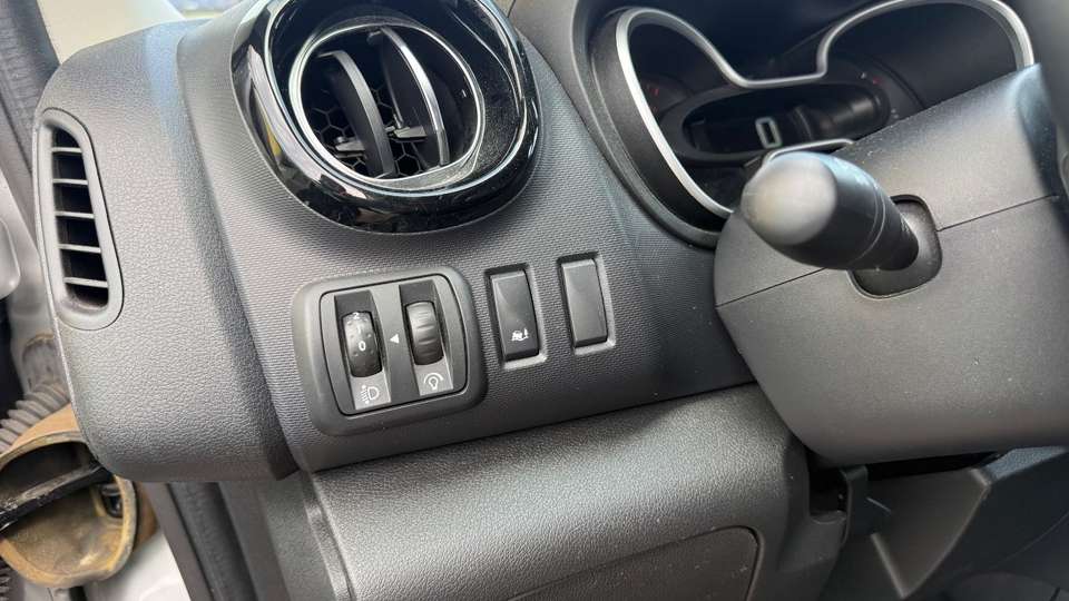 Renault Trafic - Imagem 9