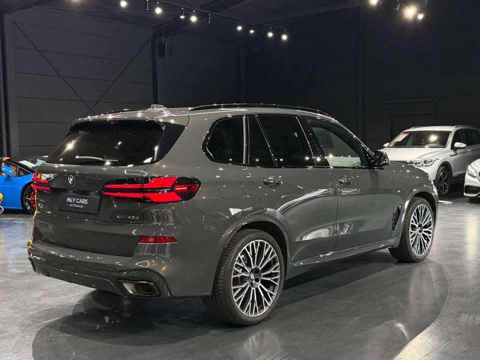 BMW X5 - Imagem 11
