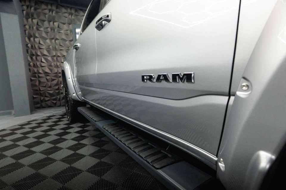 Dodge RAM - Imagem 10