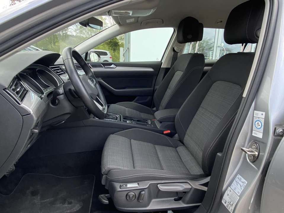 Volkswagen Passat Variant - Imagem 10