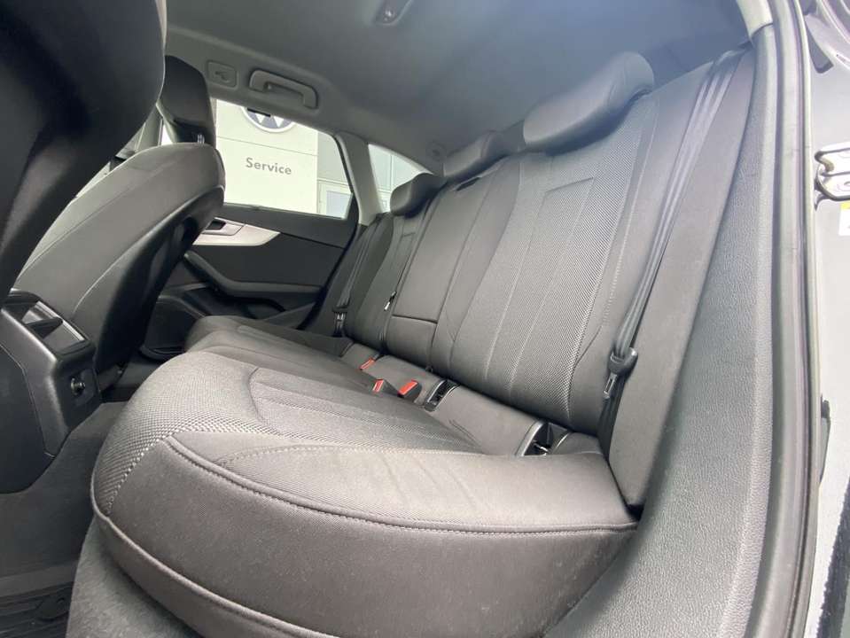 Audi A4 - Imagem 10