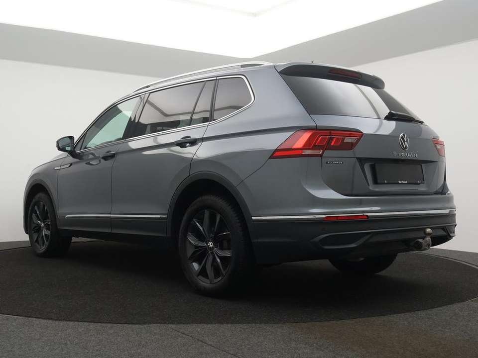 Volkswagen Tiguan Allspace - Imagem 7