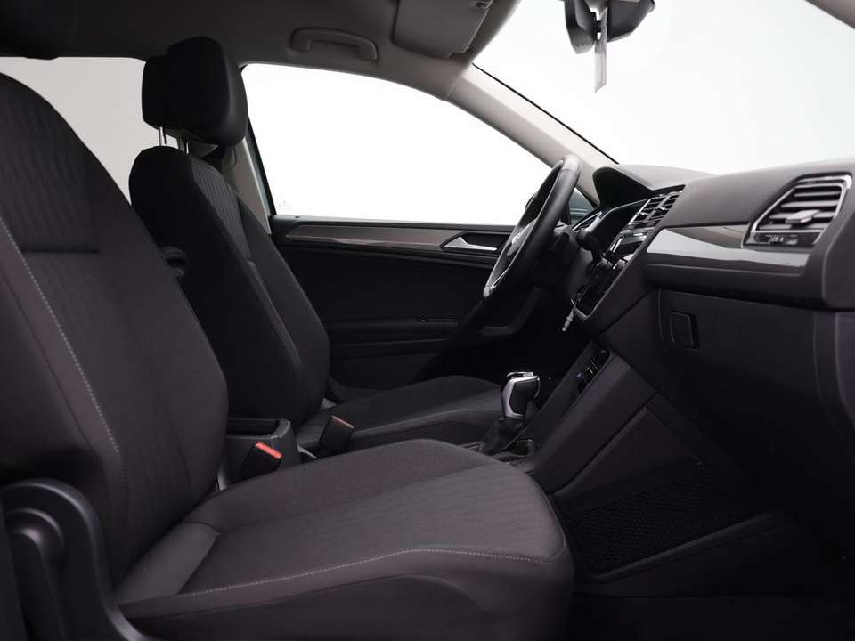 Volkswagen Tiguan Allspace - Imagem 11