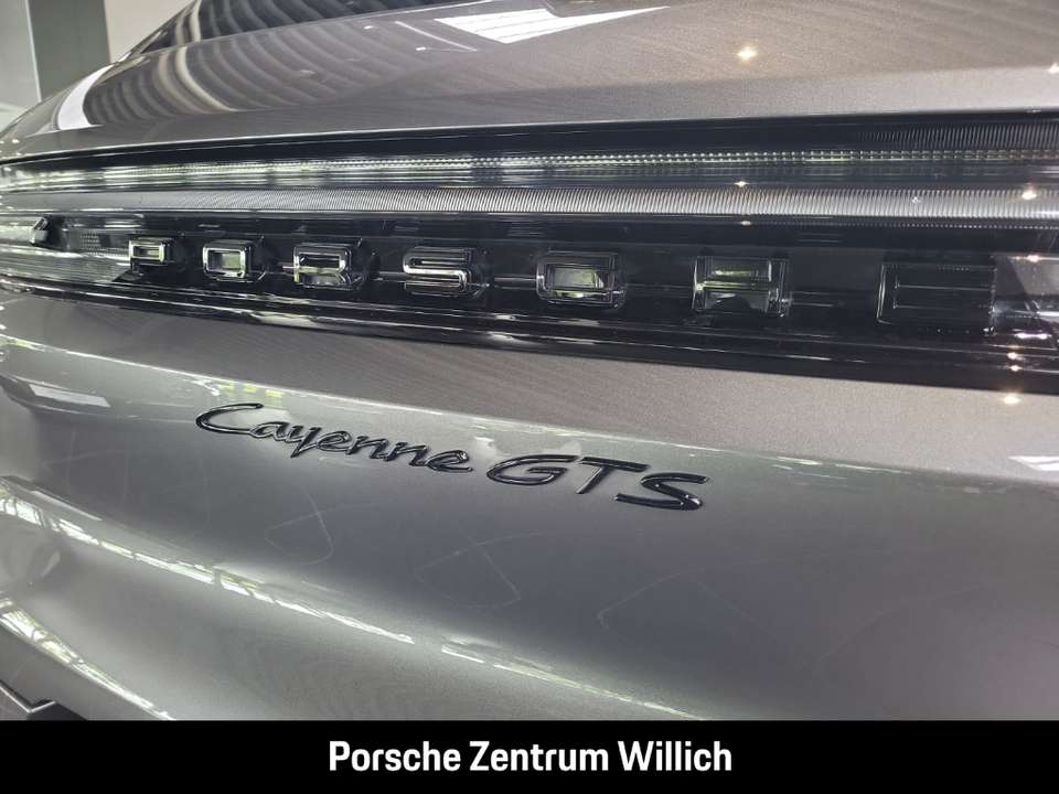 Porsche Cayenne - Imagem 10