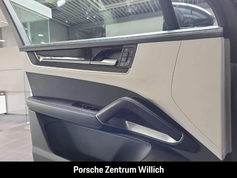 Porsche Cayenne - Imagem 13