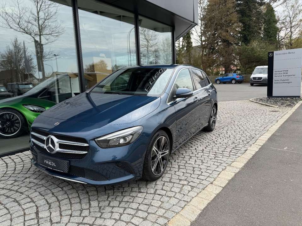 Mercedes-Benz B 180 - Imagem 3