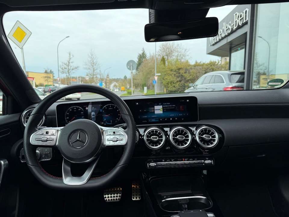 Mercedes-Benz A 200 - Imagem 10