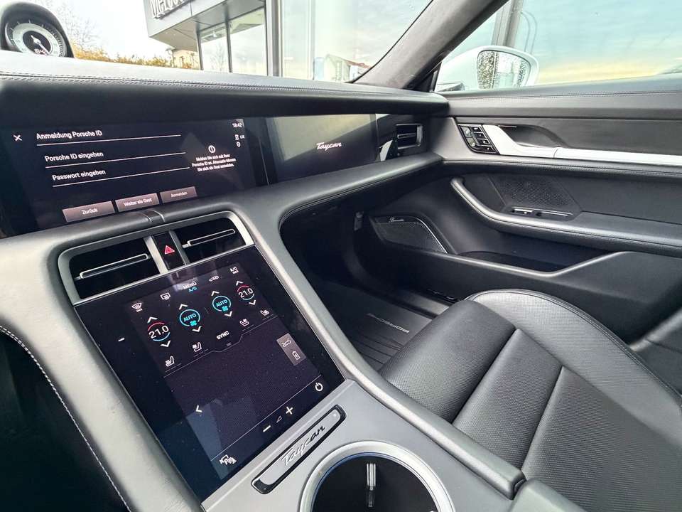 Porsche Taycan - Imagem 10