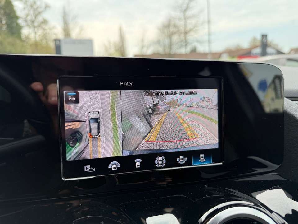 Mercedes-Benz B 180 - Imagem 11