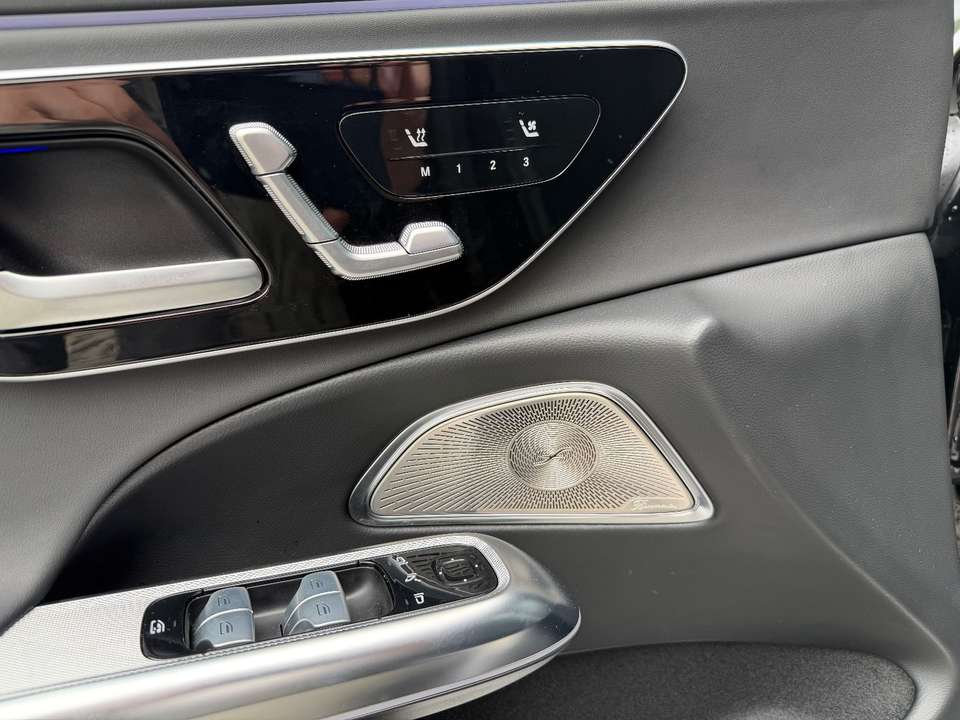 Mercedes-Benz E 220 - Imagem 15