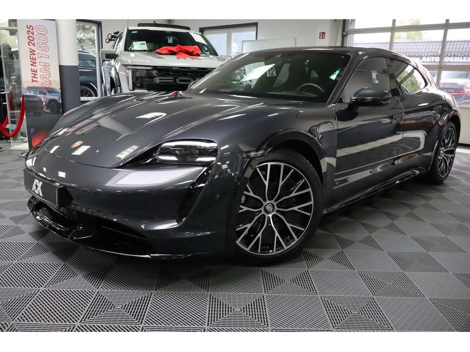 Porsche Taycan - Imagem 3