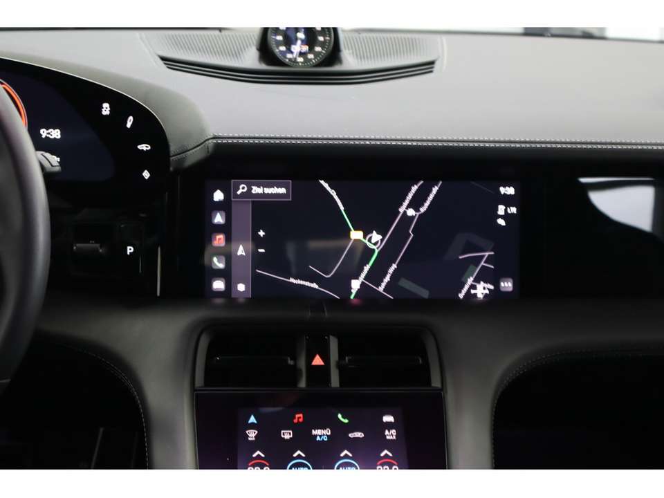 Porsche Taycan - Imagem 13