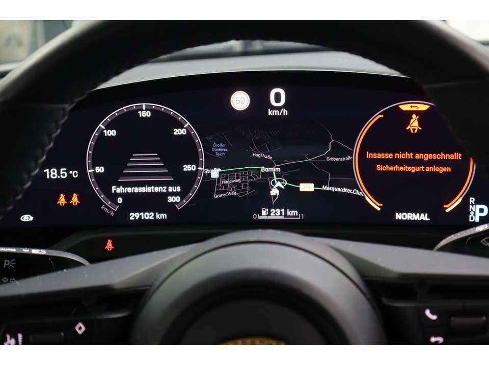 Porsche Taycan - Imagem 14