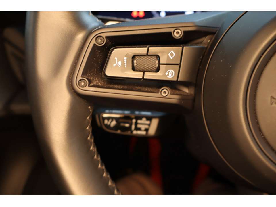 Porsche Taycan - Imagem 18