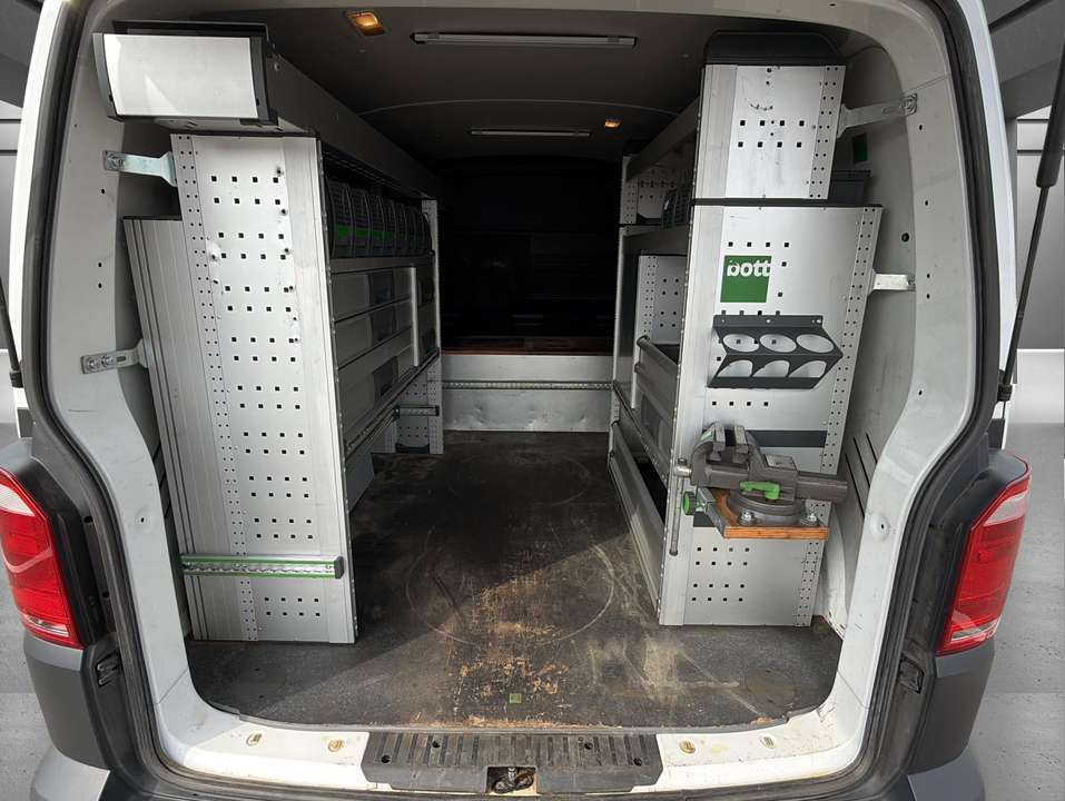 Volkswagen T6 Transporter - Imagem 13