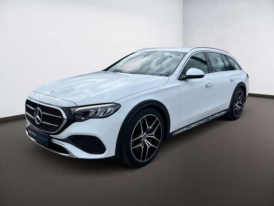 Mercedes-Benz E 300 - Imagem 2