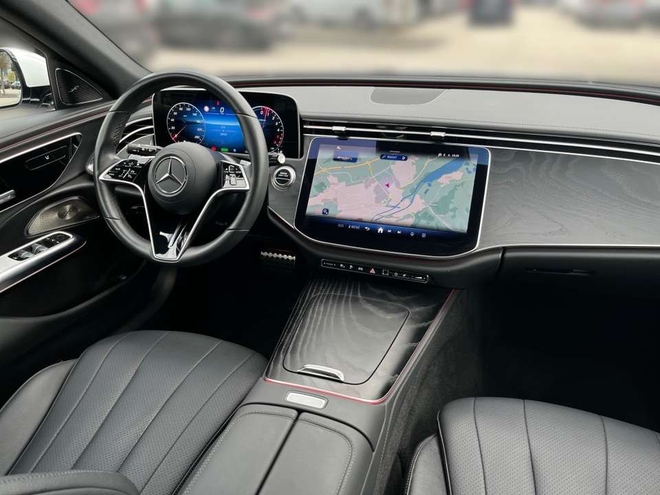 Mercedes-Benz E 300 - Imagem 10