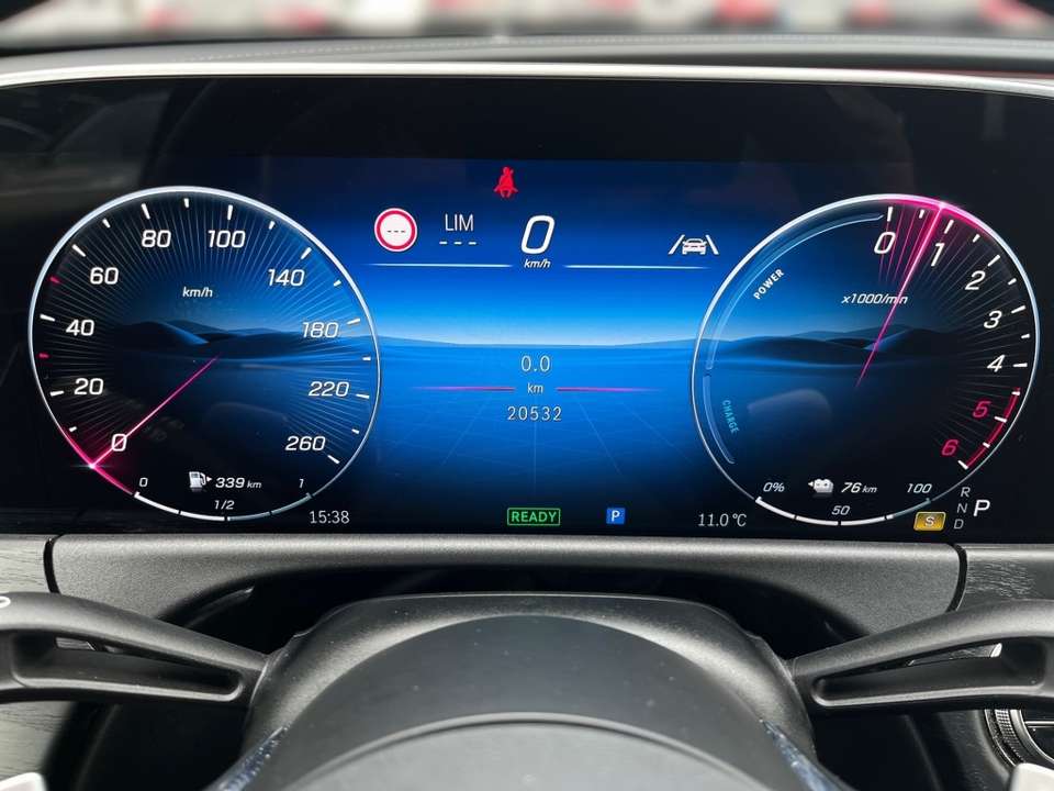 Mercedes-Benz E 300 - Imagem 15