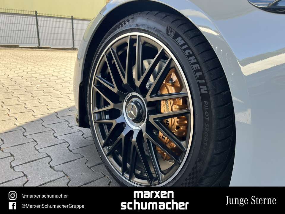 Mercedes-Benz SL 63 AMG - Imagem 7