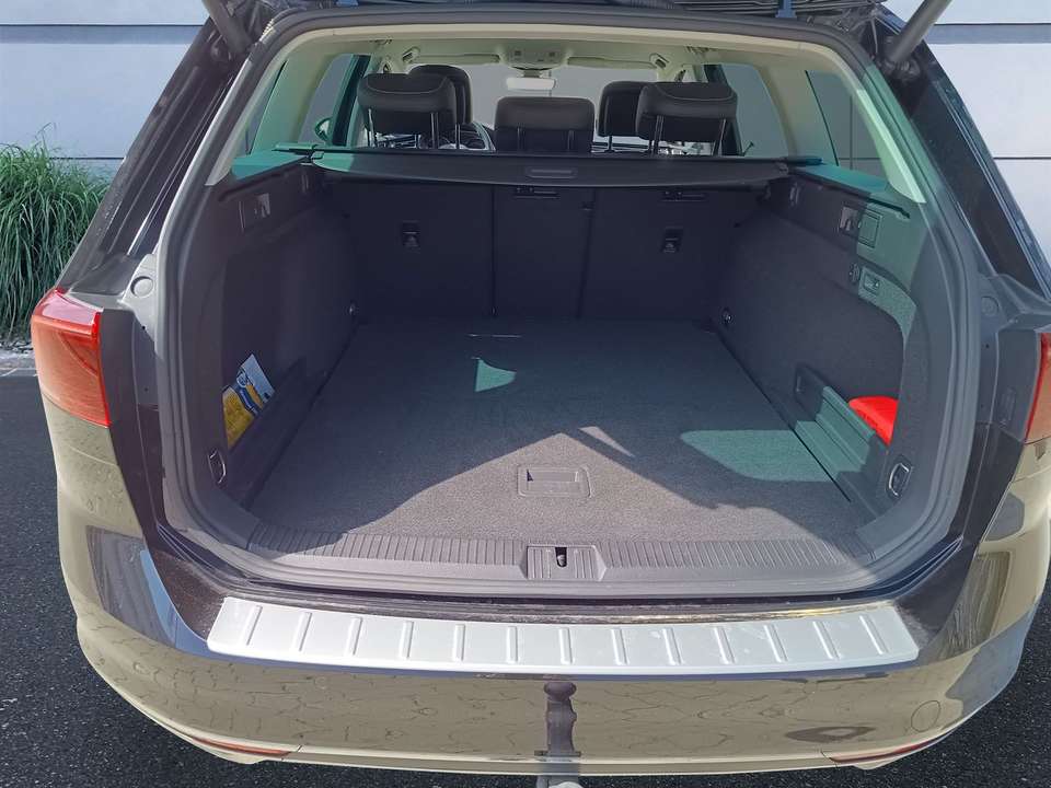 Volkswagen Passat Variant - Imagem 8