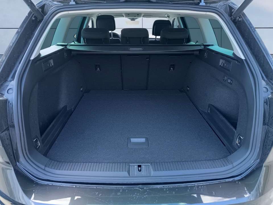 Volkswagen Passat Variant - Imagem 8