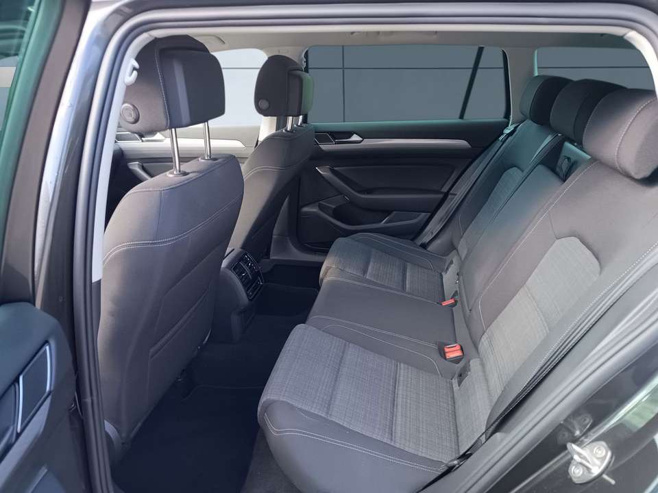 Volkswagen Passat Variant - Imagem 10