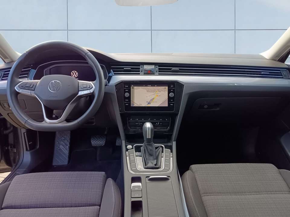 Volkswagen Passat Variant - Imagem 11