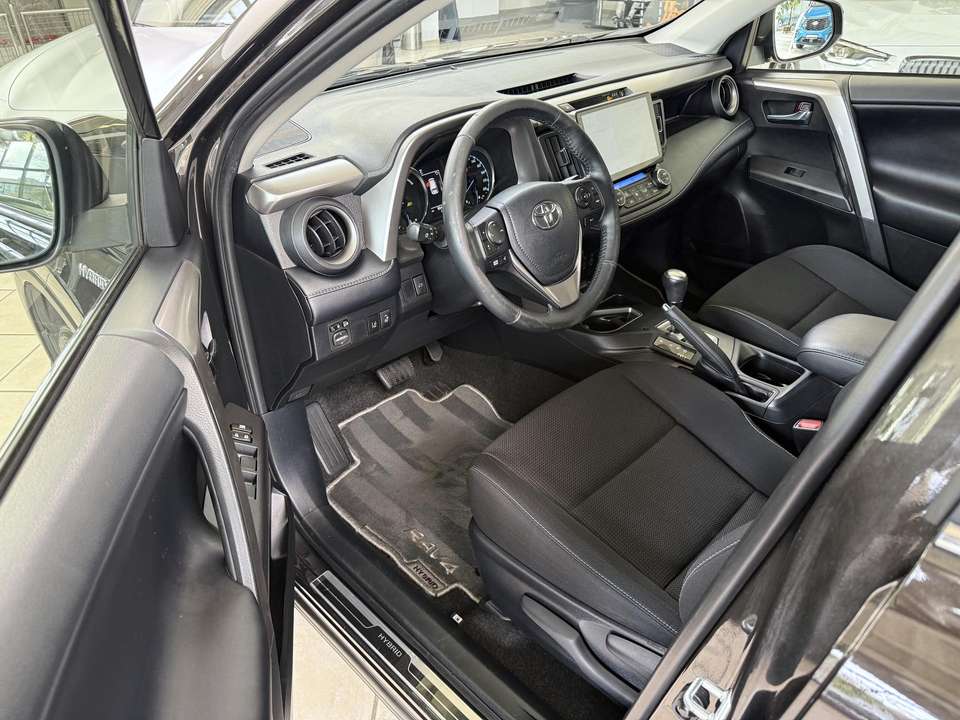 Toyota RAV 4 - Imagem 11