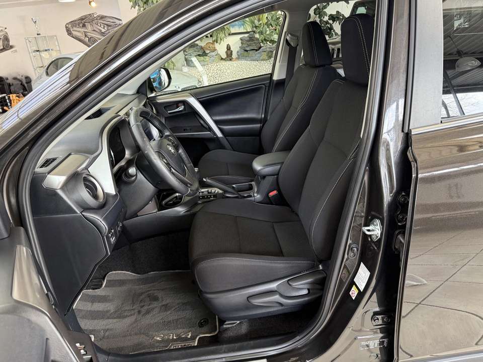 Toyota RAV 4 - Imagem 12