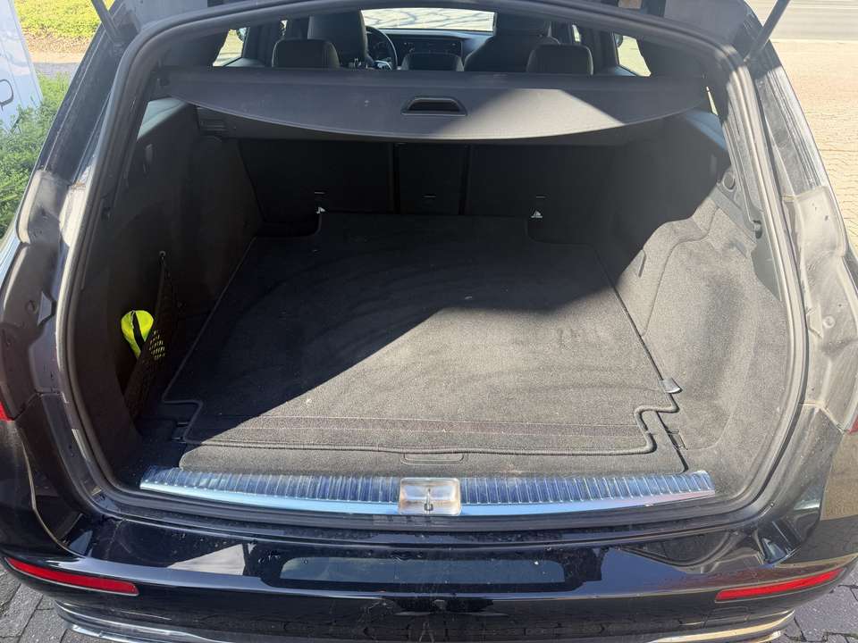 Mercedes-Benz E 200 - Imagem 4