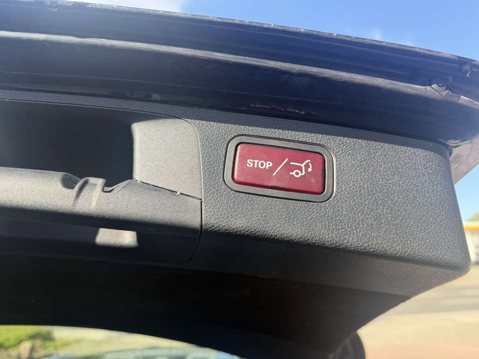 Mercedes-Benz E 200 - Imagem 6