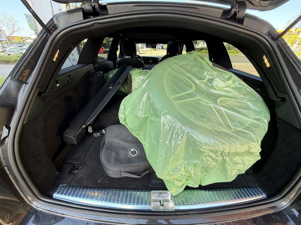 Mercedes-Benz E 300 - Imagem 6